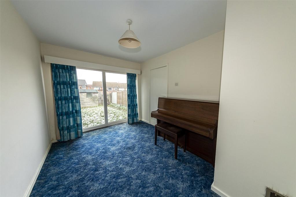 Florence Road, Oldbury, B69 3 bed property £140,000