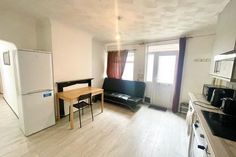 undefined, Westridge Road, Southampton