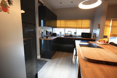 41 Chatterley Drive, Kidsgrove, Stoke-on-trent, ST7 4HW