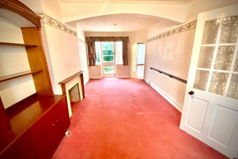 4 Sandringham Drive, Ashford, TW15 3JQ