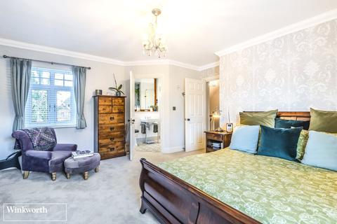 84 Cliddesden Road, Basingstoke, RG21 3ER