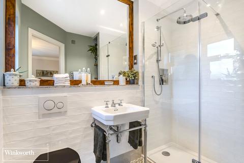 84 Cliddesden Road, Basingstoke, RG21 3ER