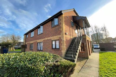 8 Falcon Way, London, NW9 5DT