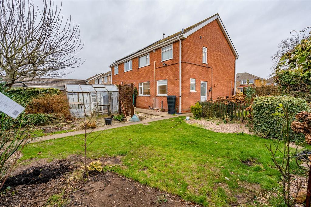 Chichester Road, Cleethorpes, DN35 3 bed semidetached house £225,000