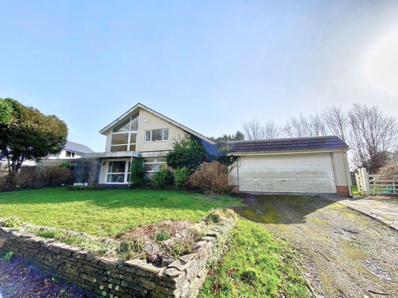 The Wallage, Welsh St. Donats, CF71 7SS 4 bed detached house £600,000