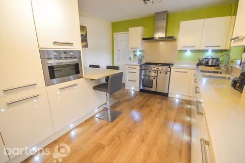 4 Bateman Road, Hellaby, Rotherham, S66 8PX