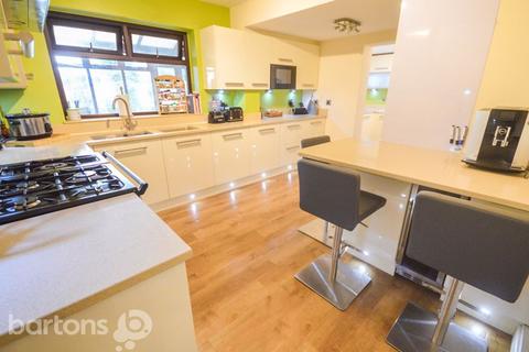 4 Bateman Road, Hellaby, Rotherham, S66 8PX
