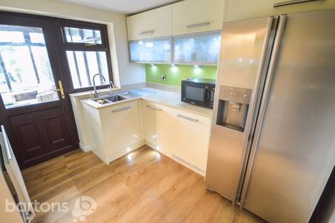 4 Bateman Road, Hellaby, Rotherham, S66 8PX