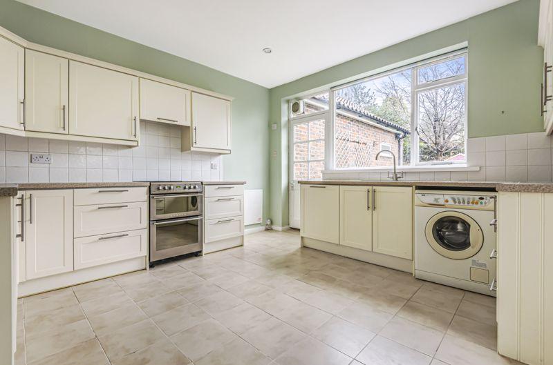 The Warren, Mayfield 3 bed detached bungalow £785,000