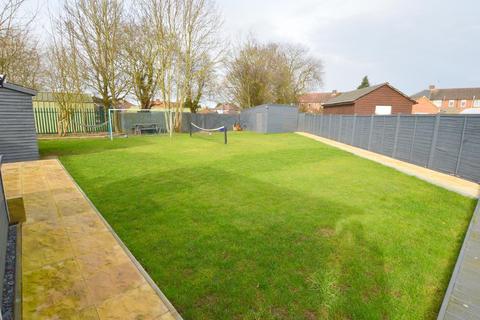15 Briar Close, Luton, LU2 8EA