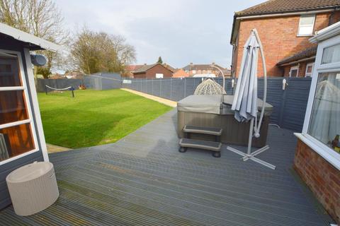 15 Briar Close, Luton, LU2 8EA