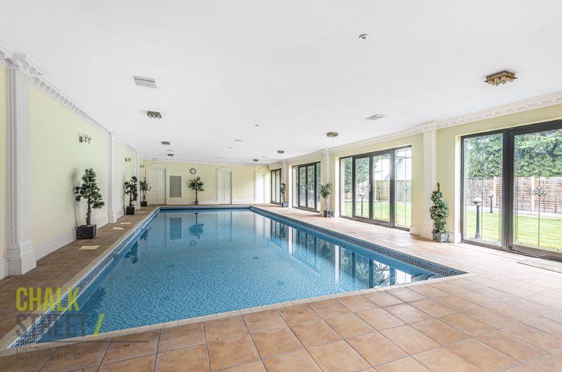 Elm Grove, Emerson Park, RM11 7 bed detached house £1,900,000