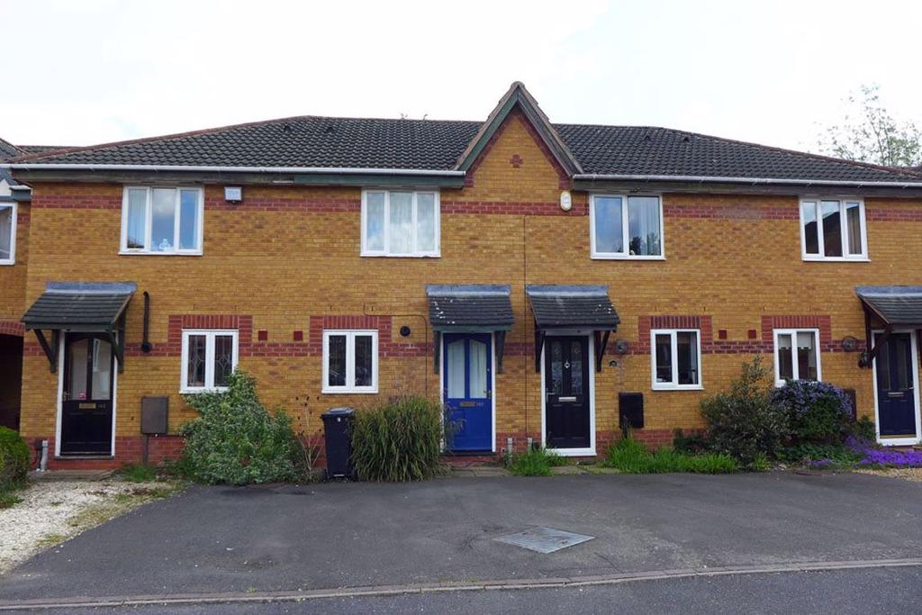 Richardson Drive, Wollaston, Stourbridge 2 bed townhouse £675 pcm (£156 pw)