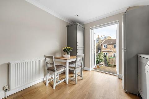 4a Wingford Road, London, SW2 4DS