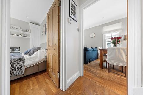 4a Wingford Road, London, SW2 4DS