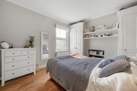 4a Wingford Road, London, SW2 4DS