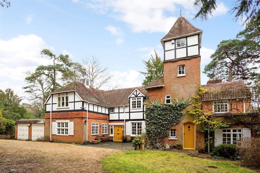 Charters Road, Sunningdale 4 bed detached house £1,750,000