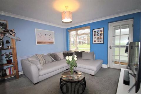 210 Highview, Vigo, Gravesend, DA13 0UZ