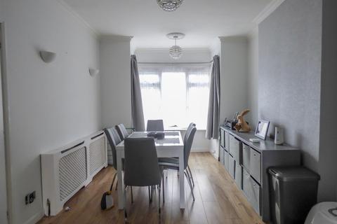 77 Lower Higham Road, Gravesend, DA12 2NQ