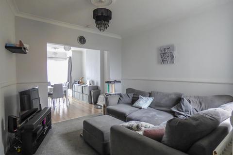 77 Lower Higham Road, Gravesend, DA12 2NQ