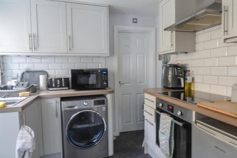 77 Lower Higham Road, Gravesend, DA12 2NQ