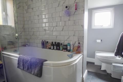77 Lower Higham Road, Gravesend, DA12 2NQ