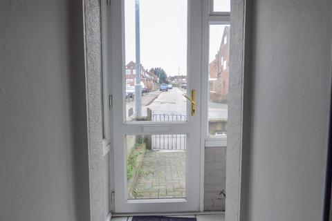 77 Lower Higham Road, Gravesend, DA12 2NQ
