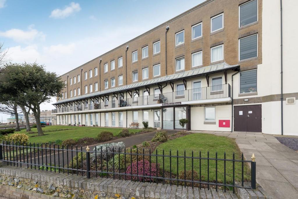 Wellington Crescent, Ramsgate 1 bed retirement property £85,000