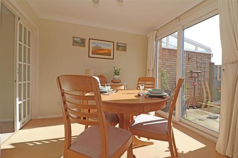 29 Atherfield Road, Reigate, RH2 7PR