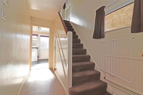 29 Atherfield Road, Reigate, RH2 7PR