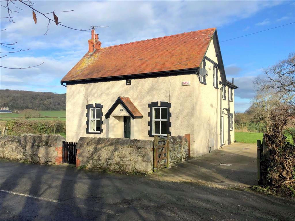 Glanwydden, Llandudno Junction, Conwy 3 bed detached house £375,000