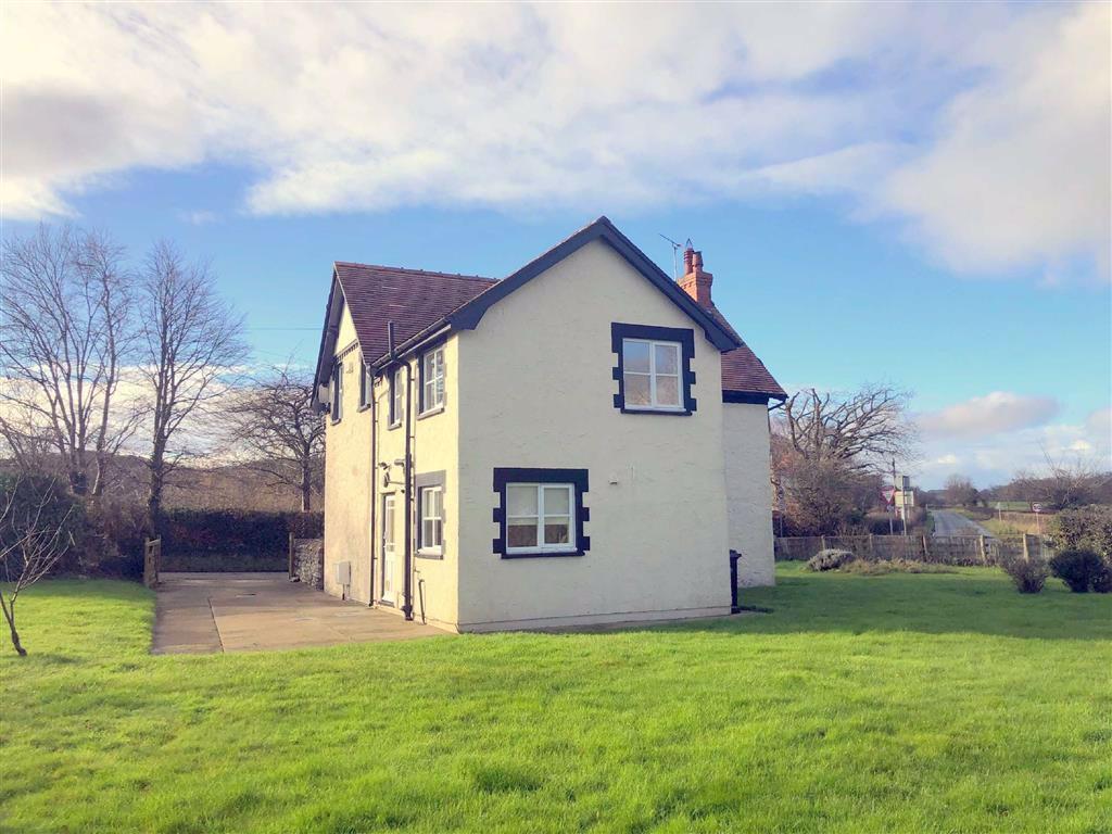 Glanwydden, Llandudno Junction, Conwy 3 bed detached house £375,000