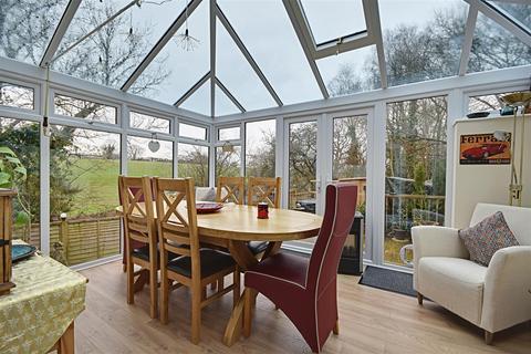 35 Amanda Close, Bexhill-on-sea, TN40 2TB