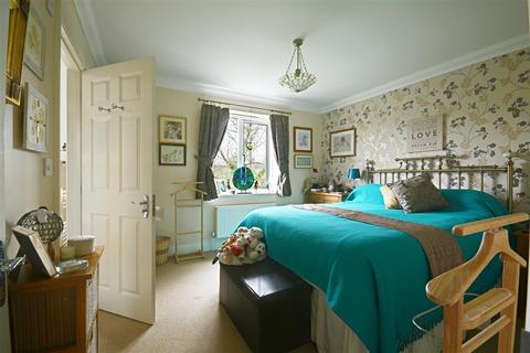 35 Amanda Close, Bexhill-on-sea, TN40 2TB