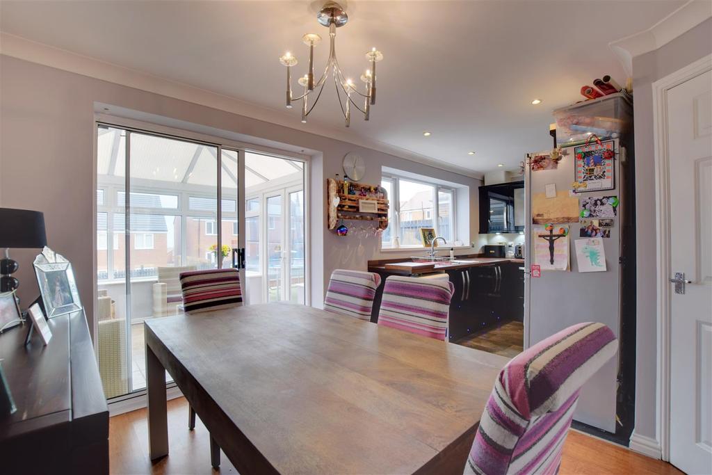 Dining Kitchen
