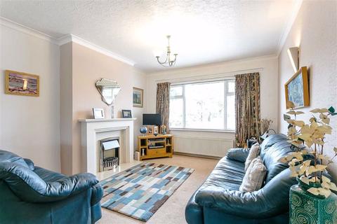 4 Avenue Close, Harrogate, HG2 7LJ
