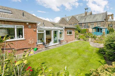 4 Avenue Close, Harrogate, HG2 7LJ