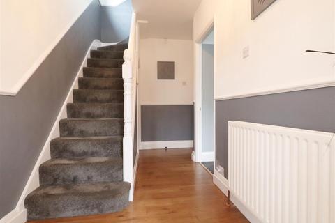 16 Plaxtol Road, Erith, DA8 1NL
