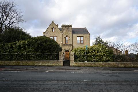 Holly House, 6 Blackburn Road, Rishton, Blackburn, BB1 4BS