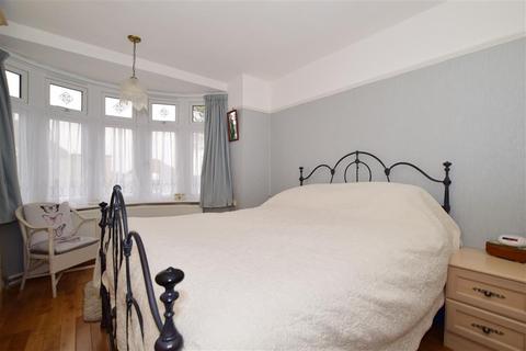 53 Barnehurst Avenue, Bexleyheath, DA7 6QD