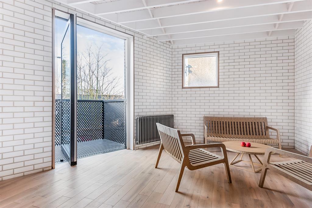 Catford Broadway, Catford, London... 1 bed flat £1,100 pcm (£254 pw)