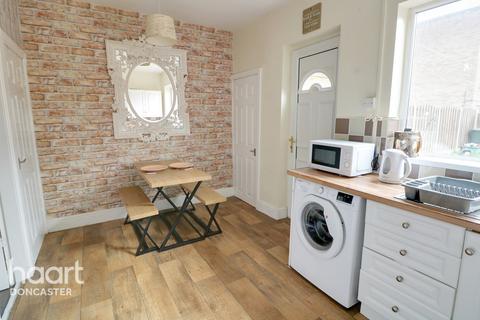 4 Tennyson Road, Bentley, Doncaster, DN5 0EG