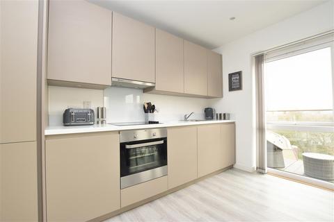 61 Otter Drive, Carshalton, SM5 2FH