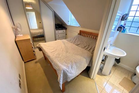 1 Murray Avenue, Northampton, NN2 7BS