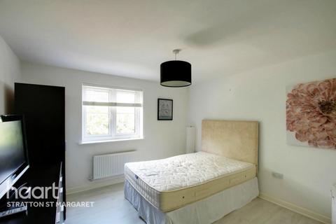 38 Carver Close, Stratton St Margaret, Swindon, SN3 4GJ
