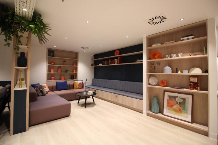 Club room