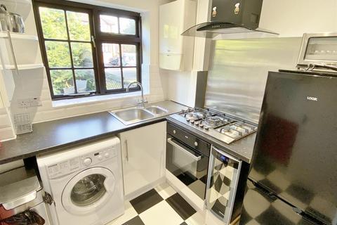 41 Blackmans Close, Dartford, DA1 2QJ