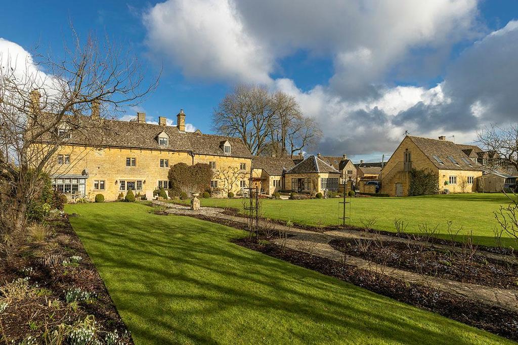 Bow Lane, BourtonontheWater, Cheltenham, Gloucestershire, GL54 5 bed