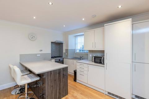 1 bedroom apartment to rent, St Patrick Square, Edinburgh