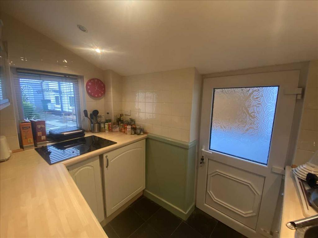 Fitted kitchen